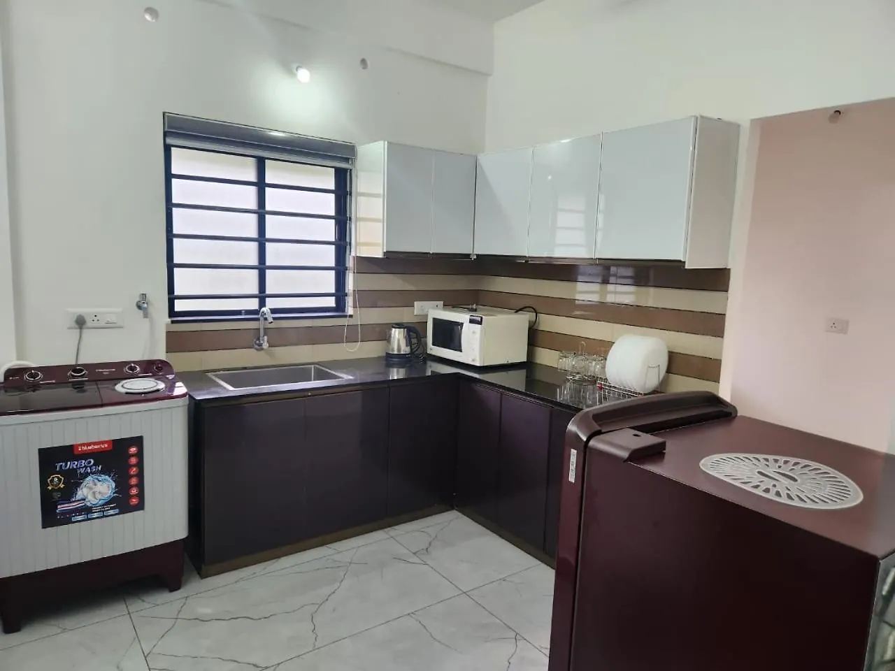 Entire Unit For 6+ By Aj Apartment Alappuzha 0*,